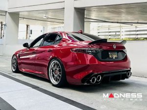 Alfa Romeo Giulia Trunk Spoiler - Carbon Fiber - GTA Style